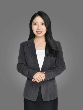 女人穿着西装AI 生成的内容可能不正确。